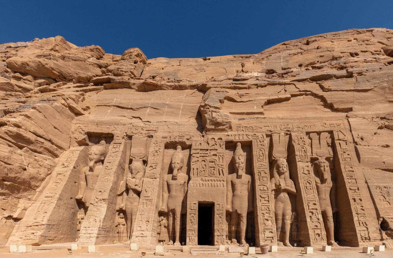 Two Days Cairo and Abu Simbel Tour From Luxor